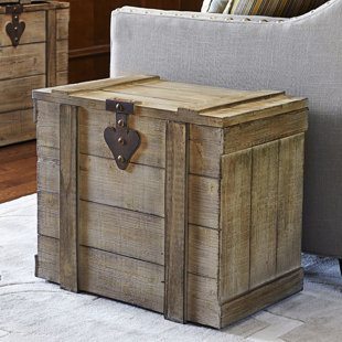 Small wooden clearance chest